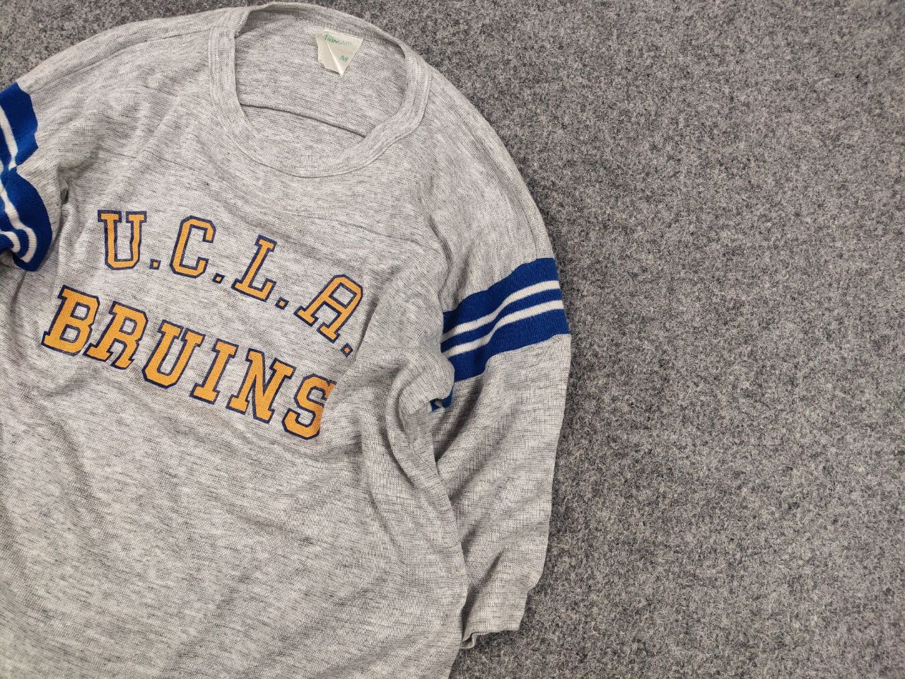 Vintage Vintage 80's Trimark Ucla Bruins 3/4 length sleeve shirts Size US M / EU 48-50 / 2 - 3 Thumbnail