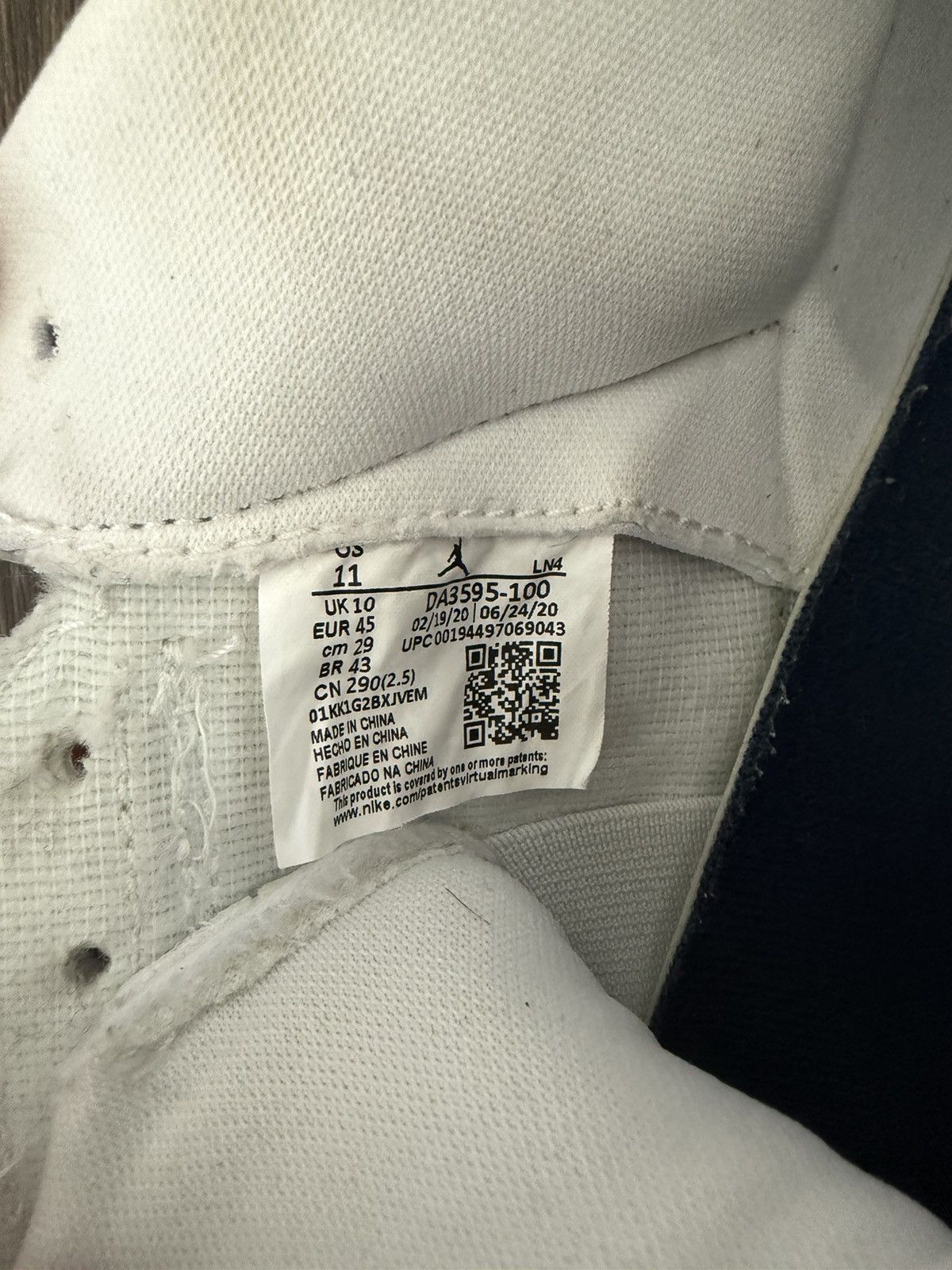 Fragment Design × Jordan Brand Jordan 3 Retro - Fragment Design Size US 11 / EU 44 - 7 Thumbnail