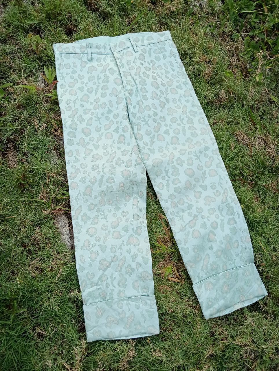 Issey Miyake TSUMORI CHISATO ISSEY MIYAKE LEOPARD ACETATE PANTS Size 30" / US 8 / IT 44 - 3 Thumbnail