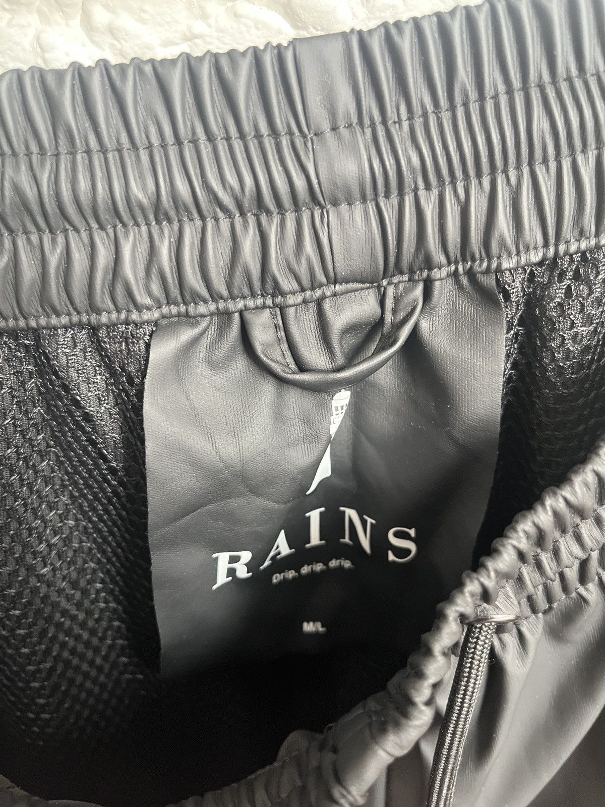 Rains coated black Rains pants Size US 34 / EU 50 - 2 Thumbnail