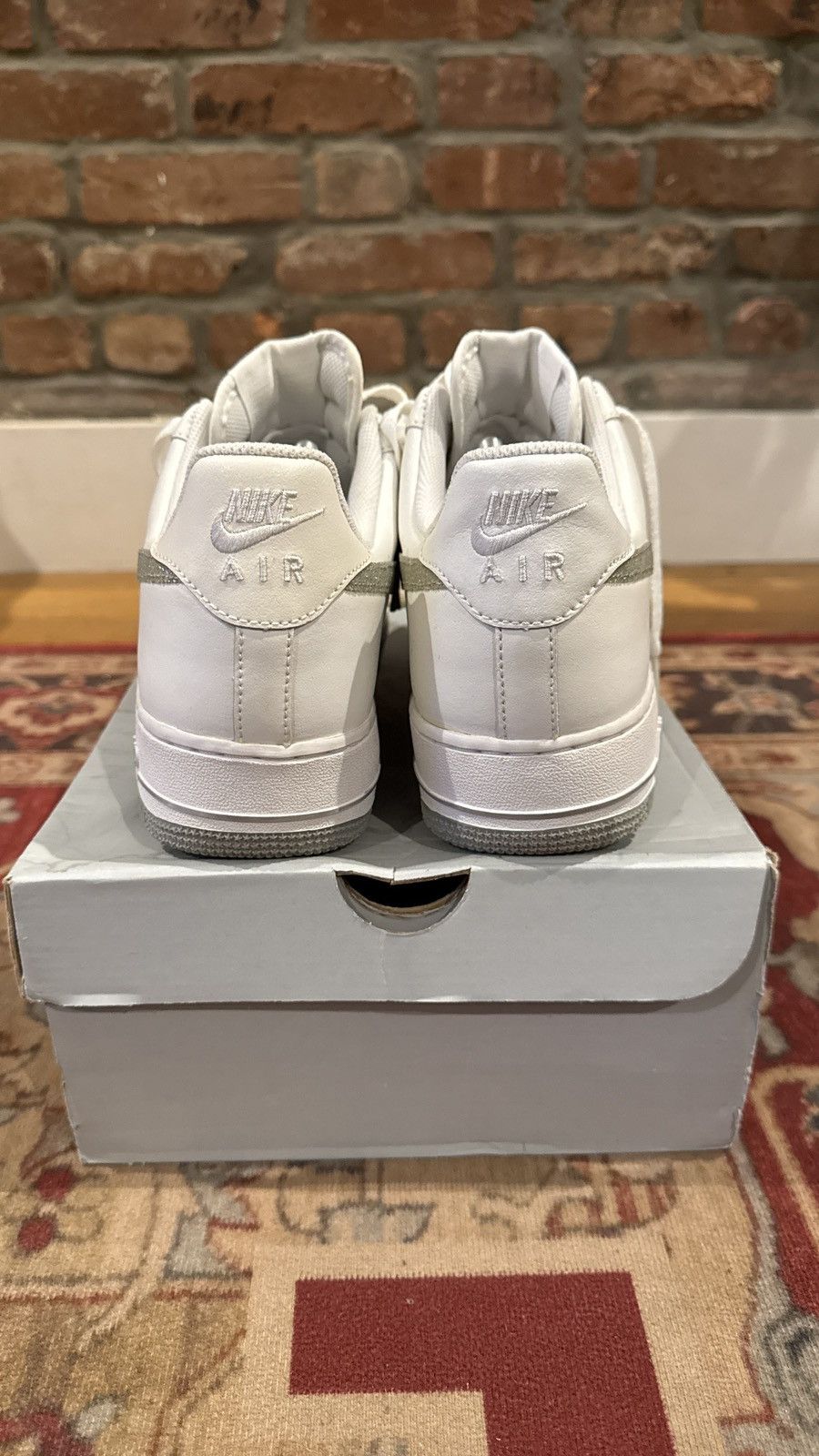 Nike Air Force 1 ‘07 Premium White/Metallic - Mens 10/ Women 11.5 Size US 10 / EU 43 - 4 Thumbnail