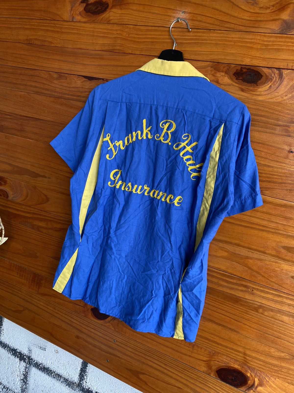 Vintage Vintage 60 King Louie Blue Yellow Embroidered Bowling Shirt Size US S / EU 44-46 / 1 - 10 Thumbnail