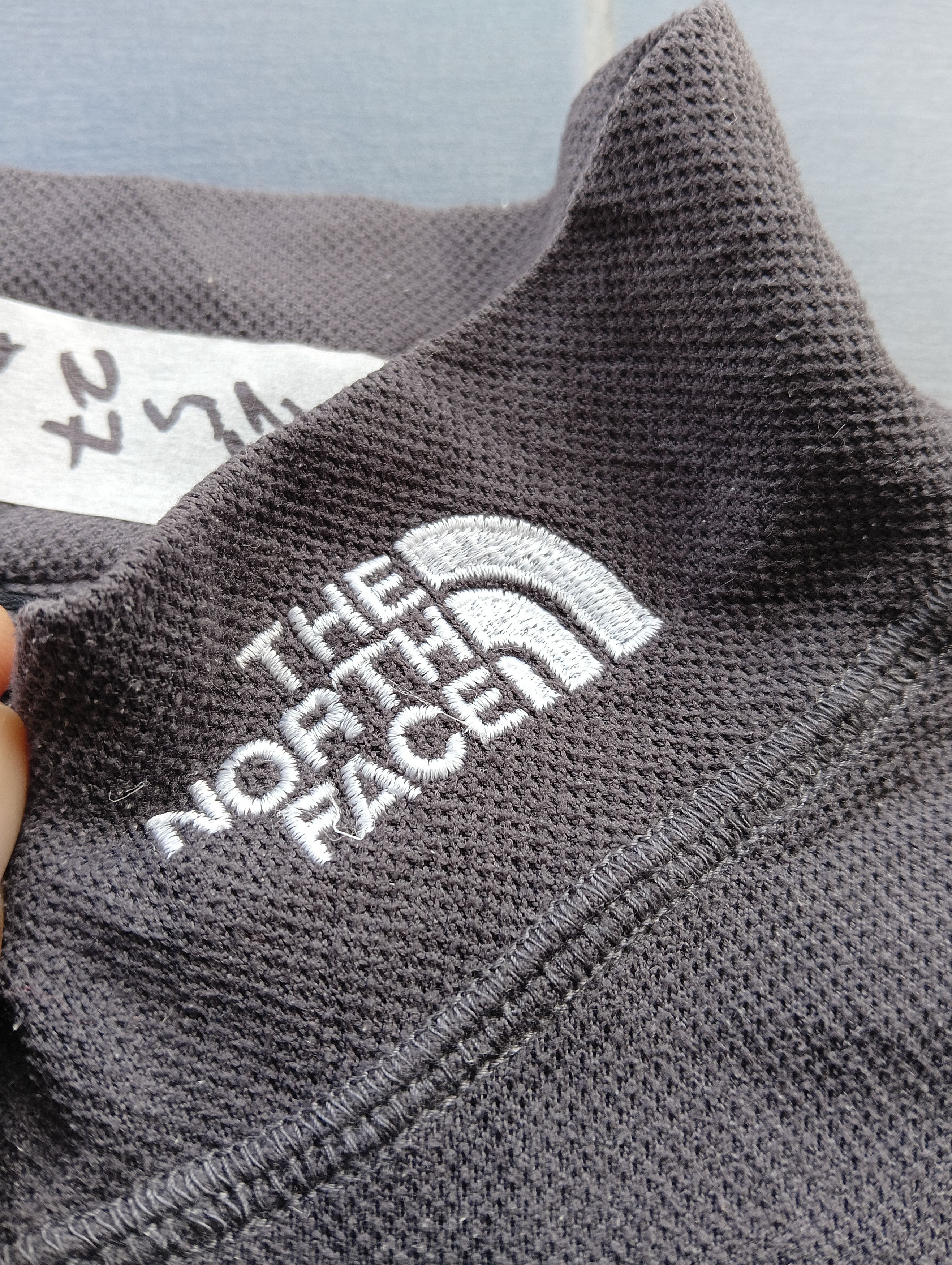 The North Face the north face tee long sleeve Size US XL / EU 56 / 4 - 3 Thumbnail