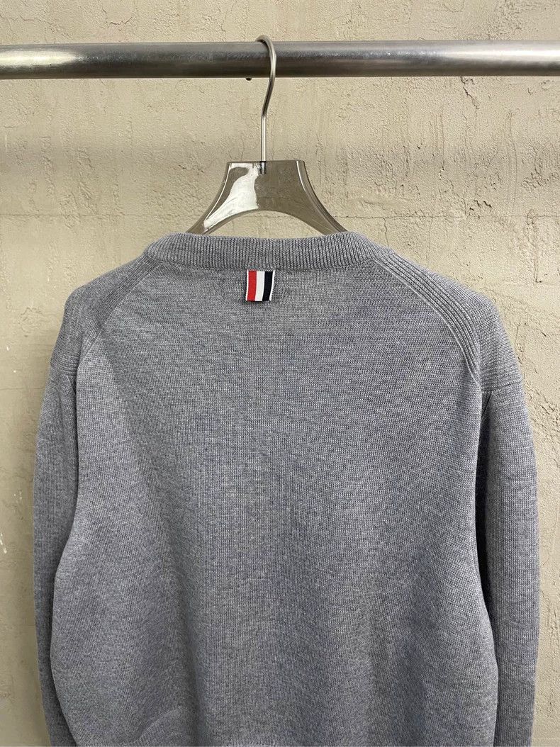 Thom Browne Thom Browne Size 4 Gray embroidered puppy wool round-neck Size S / US 4 / IT 40 - 4 Thumbnail