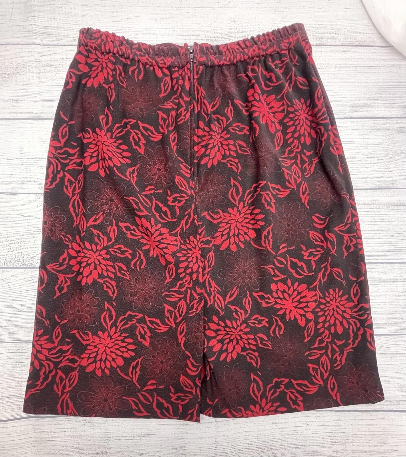 Other VTG Sag Harbor Women Maxi Skirt Black Red Floral 10P Size 32" / US 10 / IT 46 - 2 Thumbnail