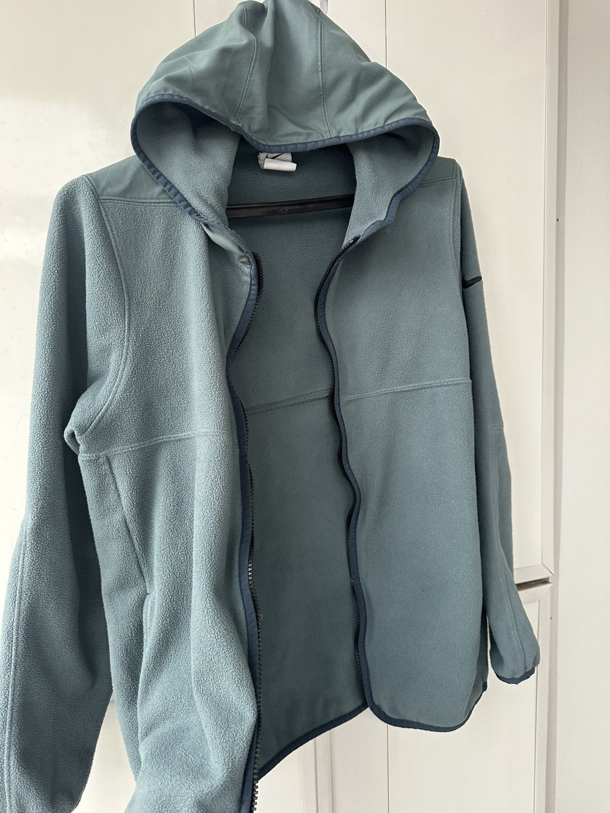 Nike Vintage Nike Zip Hoodie Gorpcore Jacket Size US M / EU 48-50 / 2 - 7 Thumbnail