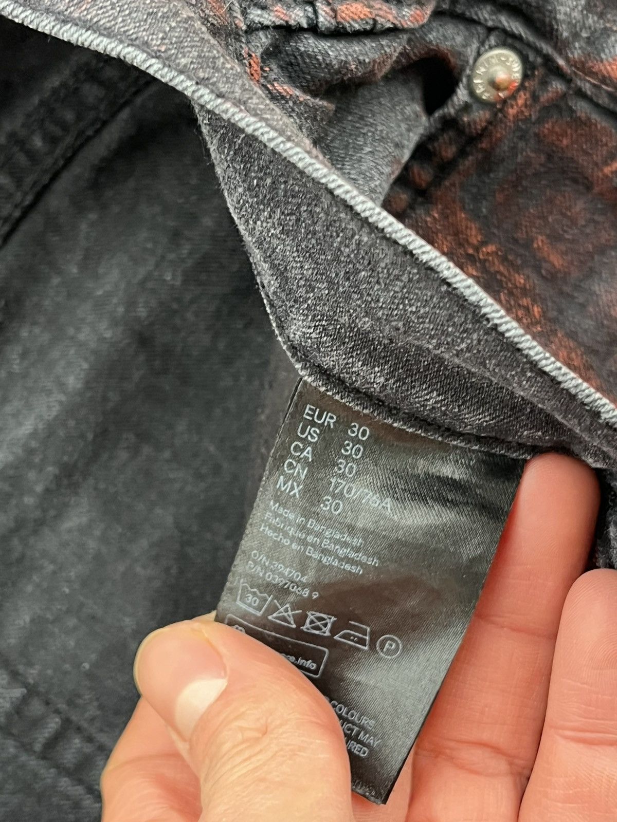 20471120 × If Six Was Nine × Japanese Brand Dirty Painted Distressed Thrashed Faded Baggy Jeans Y2K Size US 28 / EU 44 - 4 Thumbnail