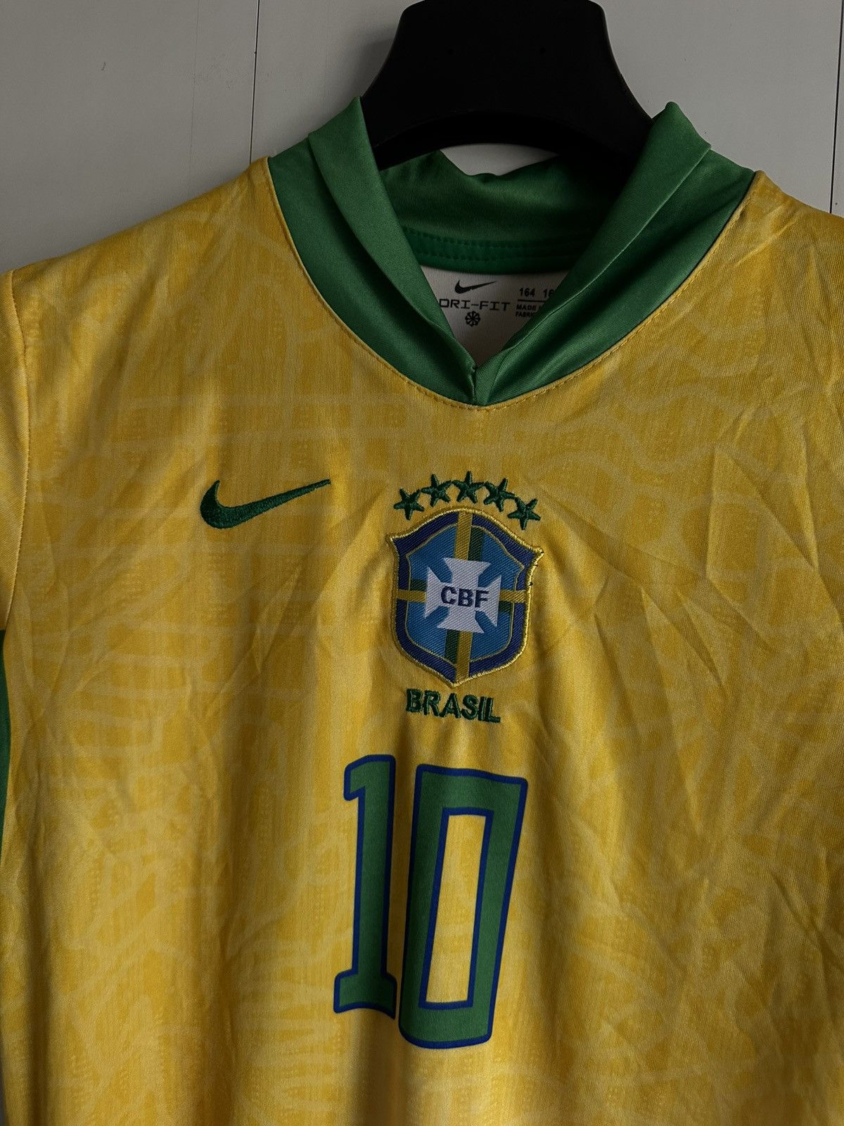 Nike Vintage Jersey Nike Brazil Neymar Size US XS / EU 42 / 0 - 5 Thumbnail