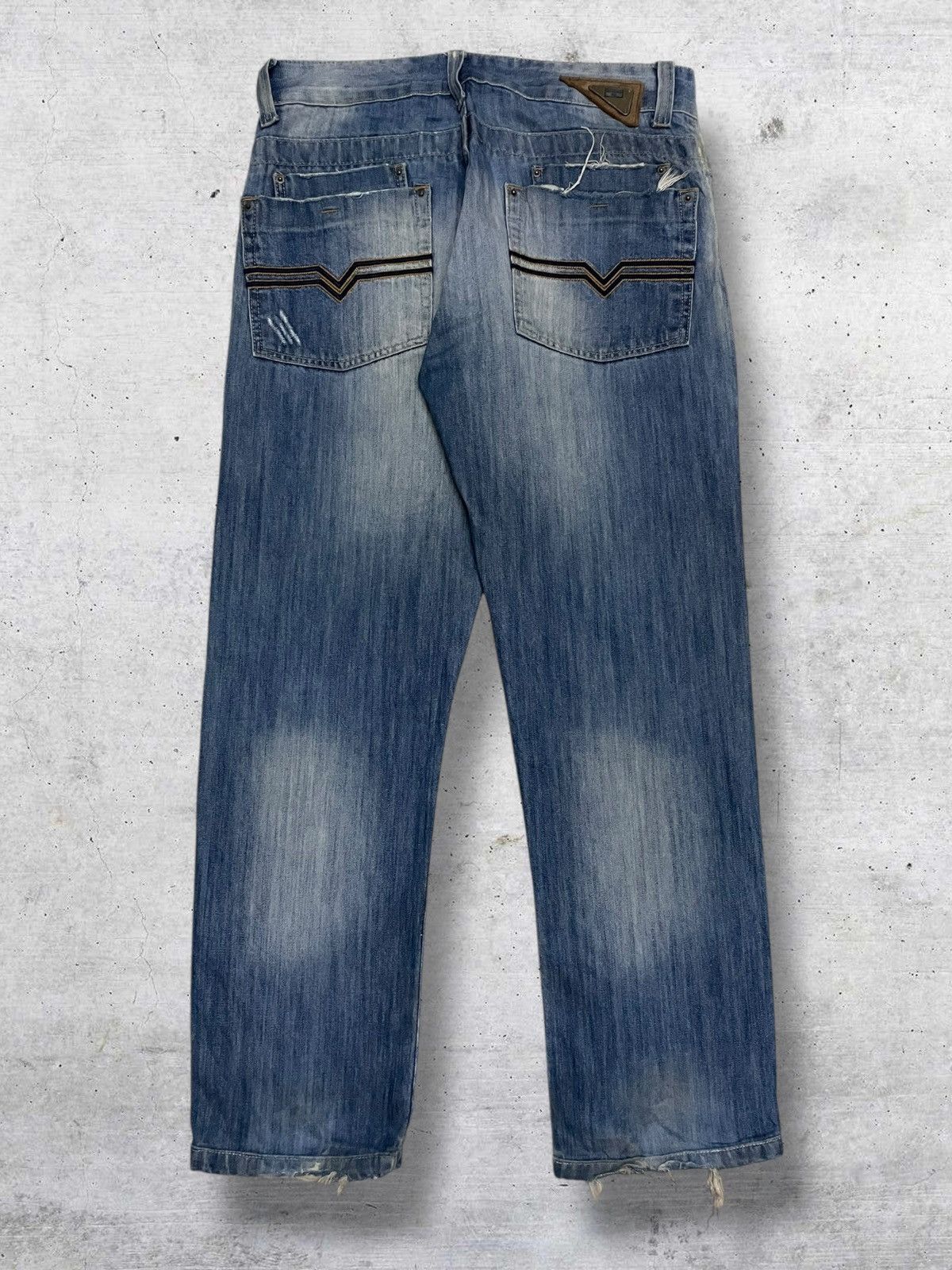 Japanese Brand VINTAGE REPUBLICA MIX DESIGNER JAPAN MUDWASH RIPPED DENIM Size US 31 - 9 Thumbnail