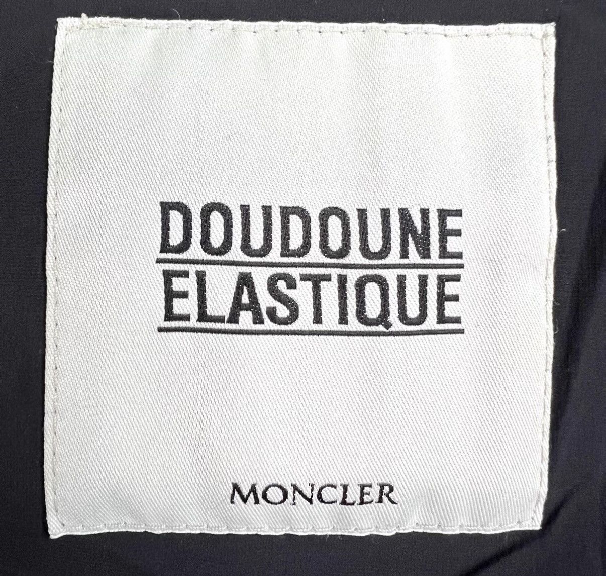 Moncler Moncler Black Quilted Hooded Long Sleeve Down Jacket K12 Size US L / EU 52-54 / 3 - 7 Thumbnail