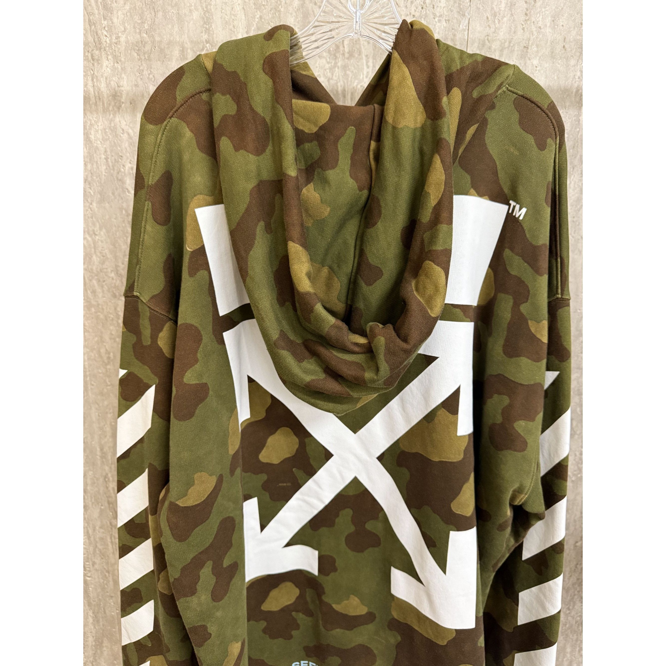 Off-White Off-White Camouflage Hoodie L Cotton Seeing Things Collectio Size US L / EU 52-54 / 3 - 4 Thumbnail