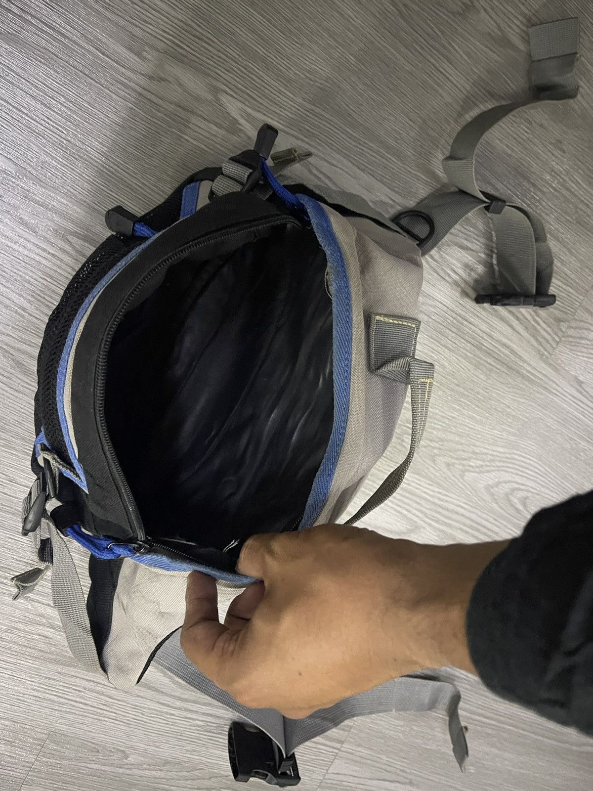 Nike Vintage Nike Fanny Bum Bag Size ONE SIZE - 14 Thumbnail