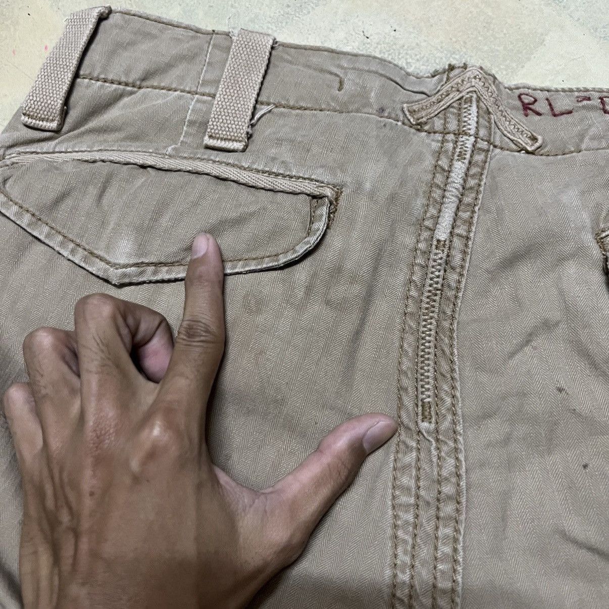Polo Ralph Lauren Polo Ralph Lauren Cargo Pants Multipockets Size US 34 / EU 50 - 24 Thumbnail