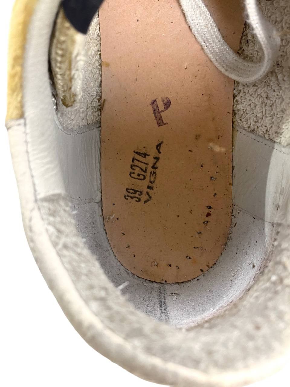 Golden Goose Gold velour sneakers size 39 Italy 🇮🇹