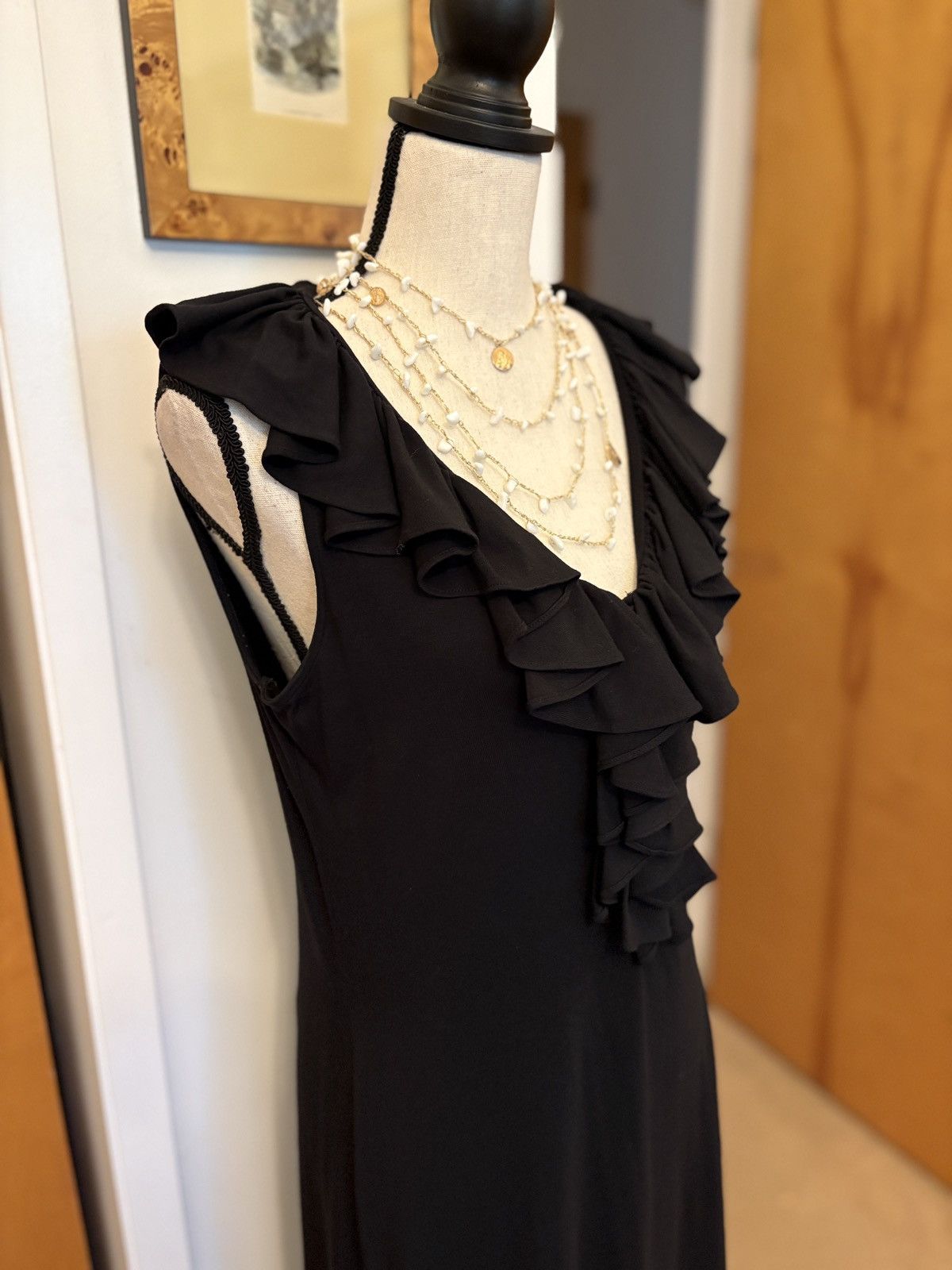 Ralph Lauren Ralph Lauren Sleeveless Ruffled V Neck Black Dress Large Size M / US 6-8 / IT 42-44 - 3 Thumbnail