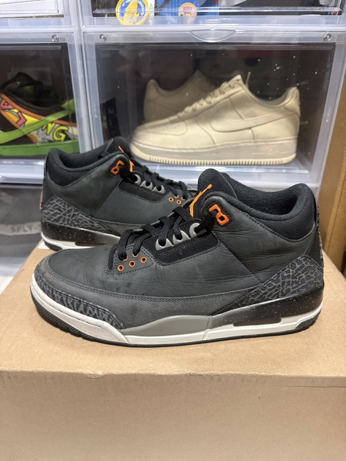 Jordan Brand Air Jordan 3 Retro Fear Pack Size US 10.5 / EU 43-44 - 1 Thumbnail