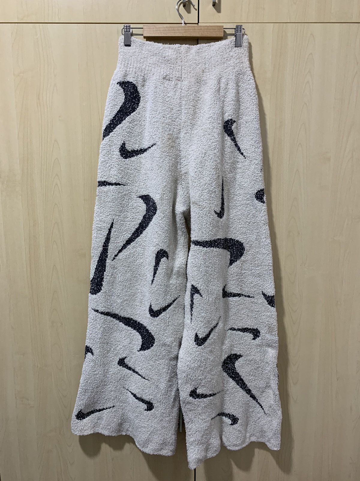 Japanese Brand Nike jogger sweatpants fleece big logo wide leg pants Size 27" / US 4 / IT 40 - 3 Thumbnail