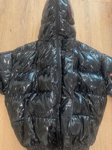 Vetements Vetements AW17 black "Miss Webcam " Puffer Size US M / EU 48-50 / 2 - 6 Thumbnail