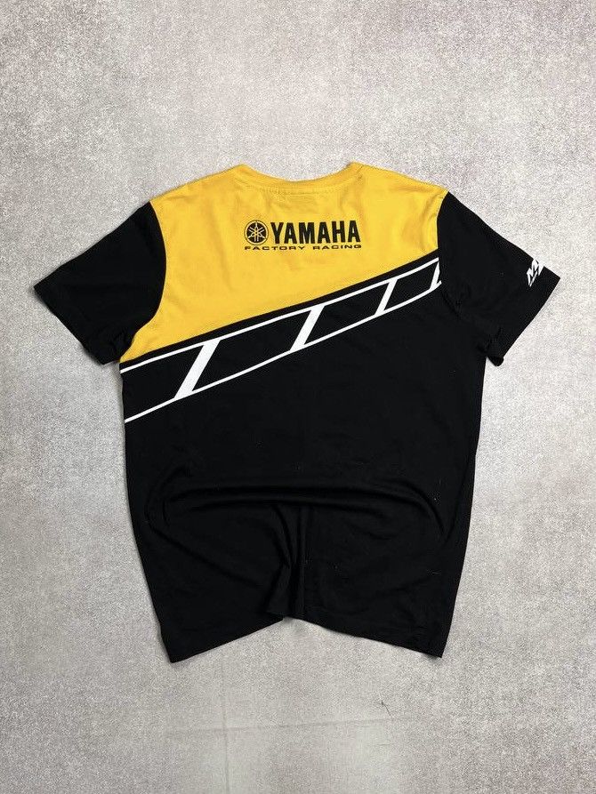 Vintage Vintage Yamaha VR46 Moto Racing Boxy T-shirt L Size US L / EU 52-54 / 3 - 3 Thumbnail