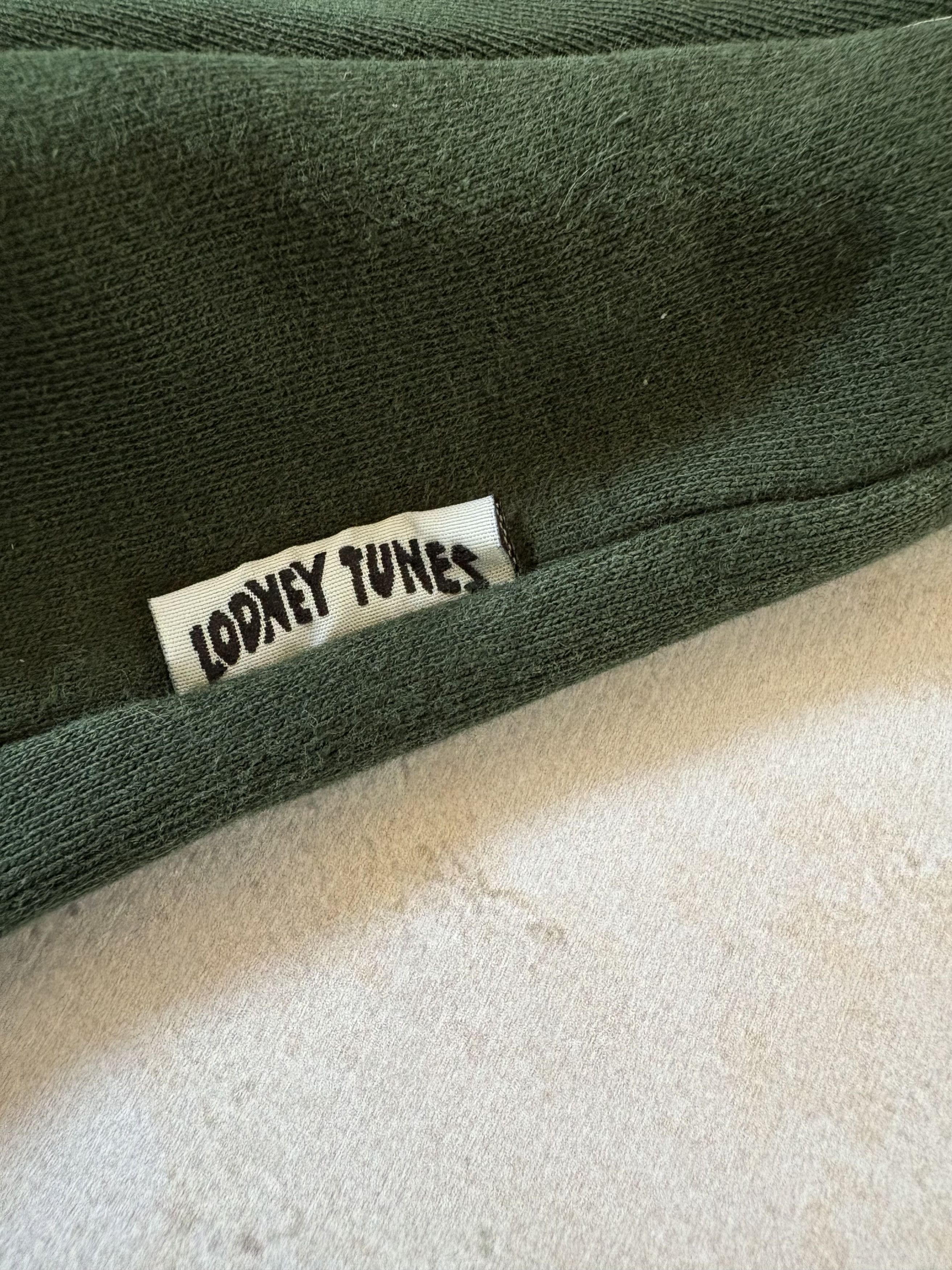 Warner Bros Rare Warner Bros vintage sweatshirt boxy fit Size US L / EU 52-54 / 3 - 5 Thumbnail