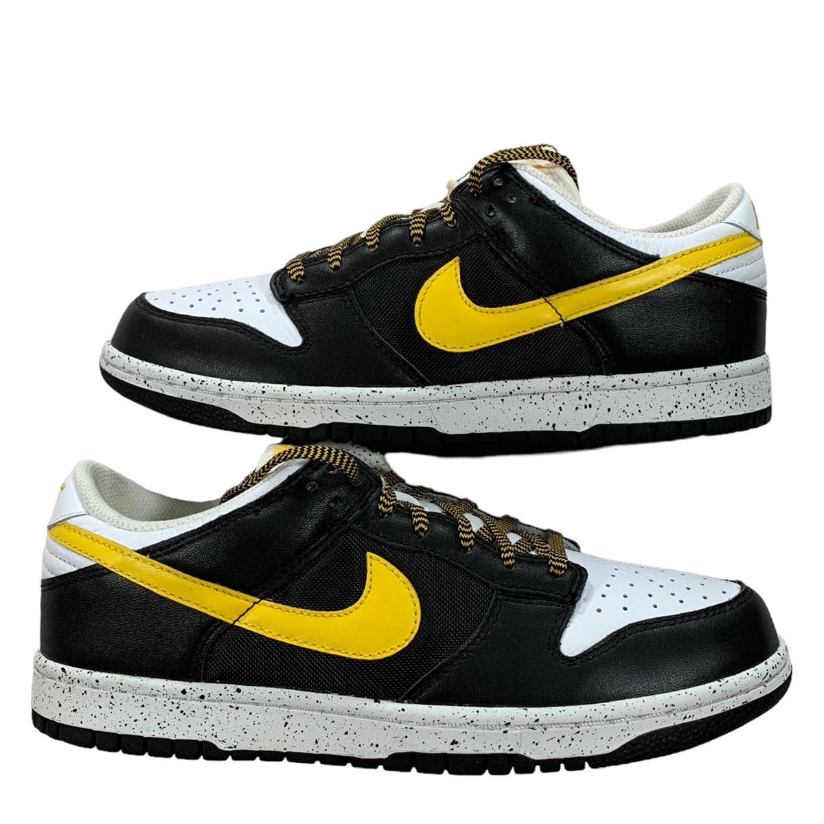 Nike VTG Nike Dunk Low CL Black Varsity Maize White 2008 Sneakers Size US 7.5 / EU 40-41 - 1 Thumbnail