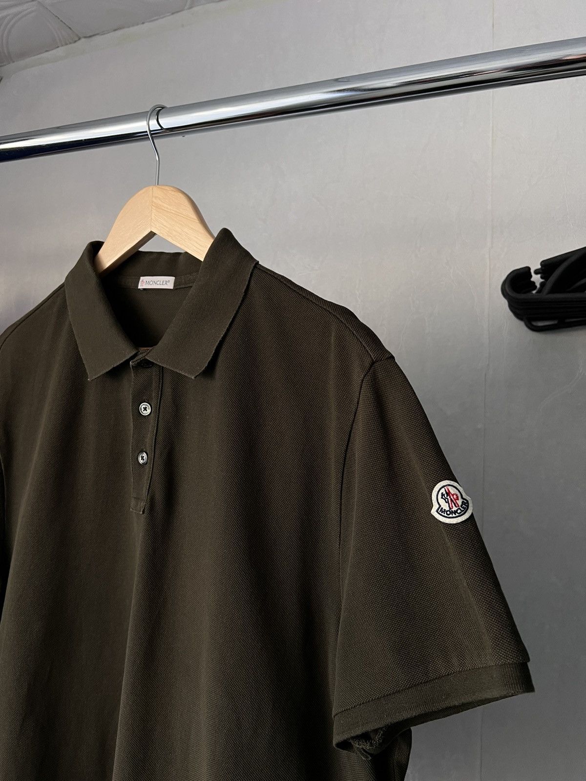 Moncler Moncler Polo Big Logo Collar T Shirt Size US XXL / EU 58 / 5 - 2 Thumbnail