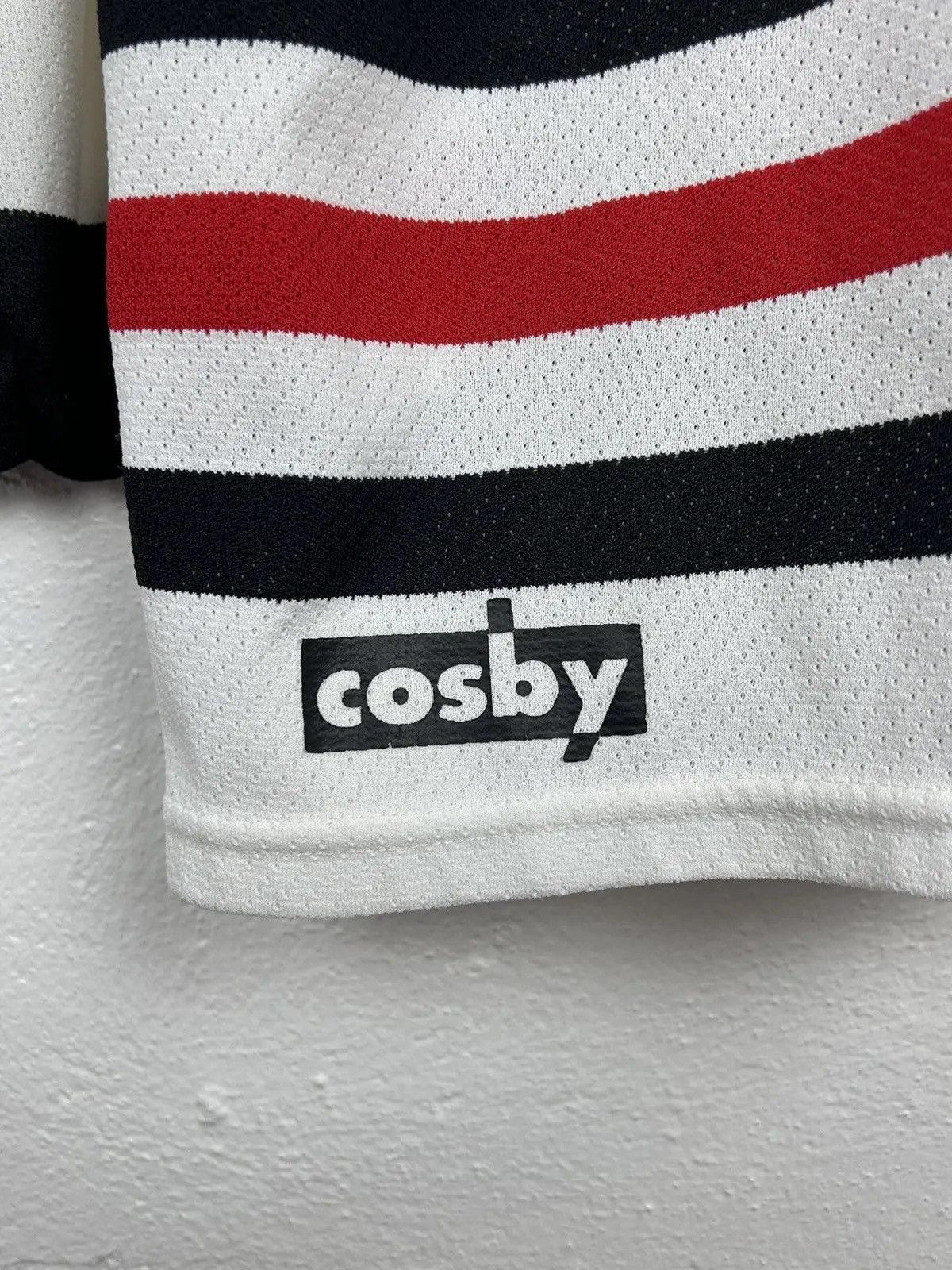 Ccm Vintage Chicago Blackhawks CCM Gerry Cosby Retro NHL Jersey Size US S / EU 44-46 / 1 - 7 Thumbnail