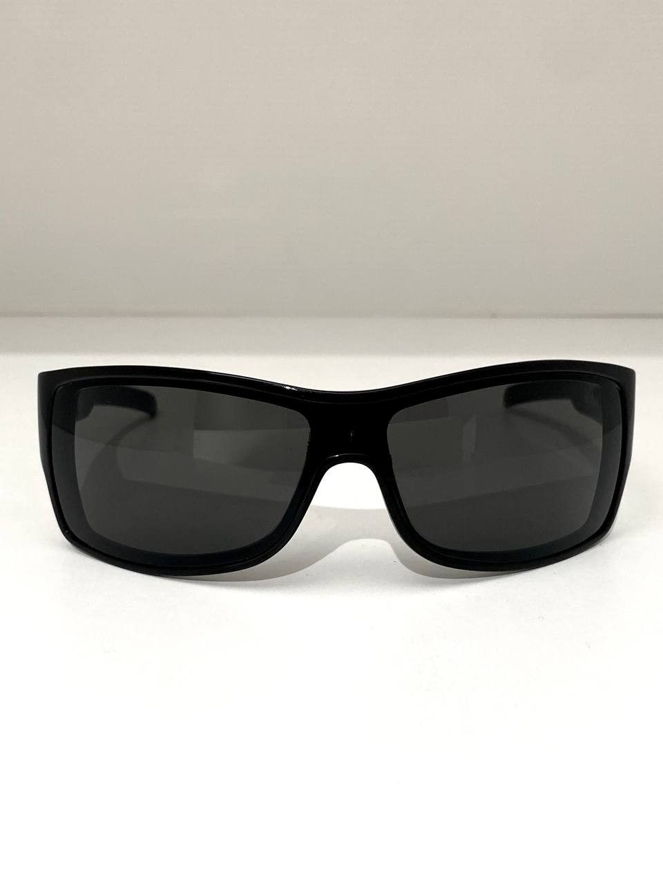 Gucci Gucci GG Logo Wrap Shield Retro Black Sunglasses Vintage Y2K Size ONE SIZE - 3 Thumbnail