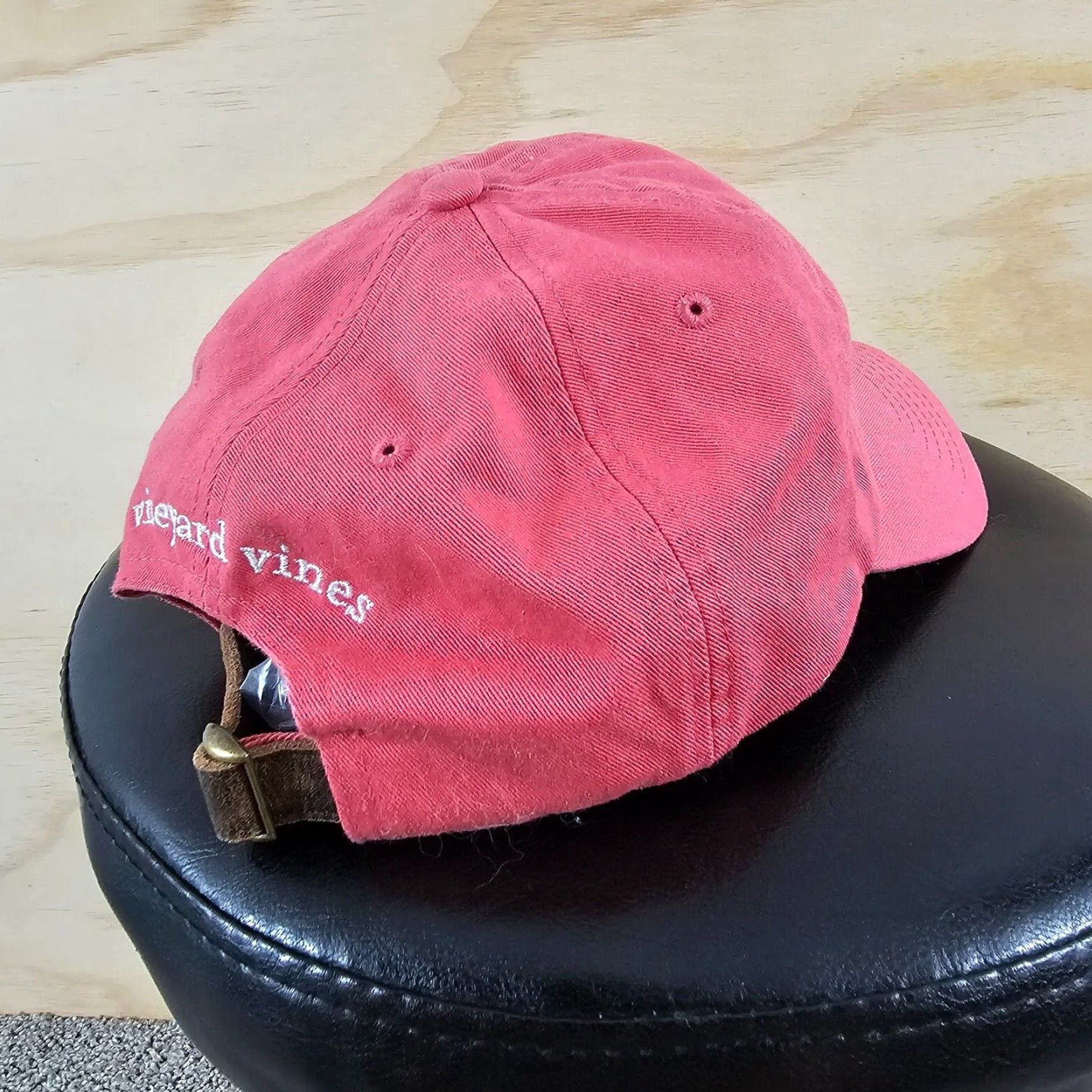 Vineyard Vines VINTAGE Vineyard Vines Hat Cap Strap Back One Size Pink USA Flag Stripes Cotton Baseball Cap Women OSFA Size ONE SIZE - 5 Thumbnail