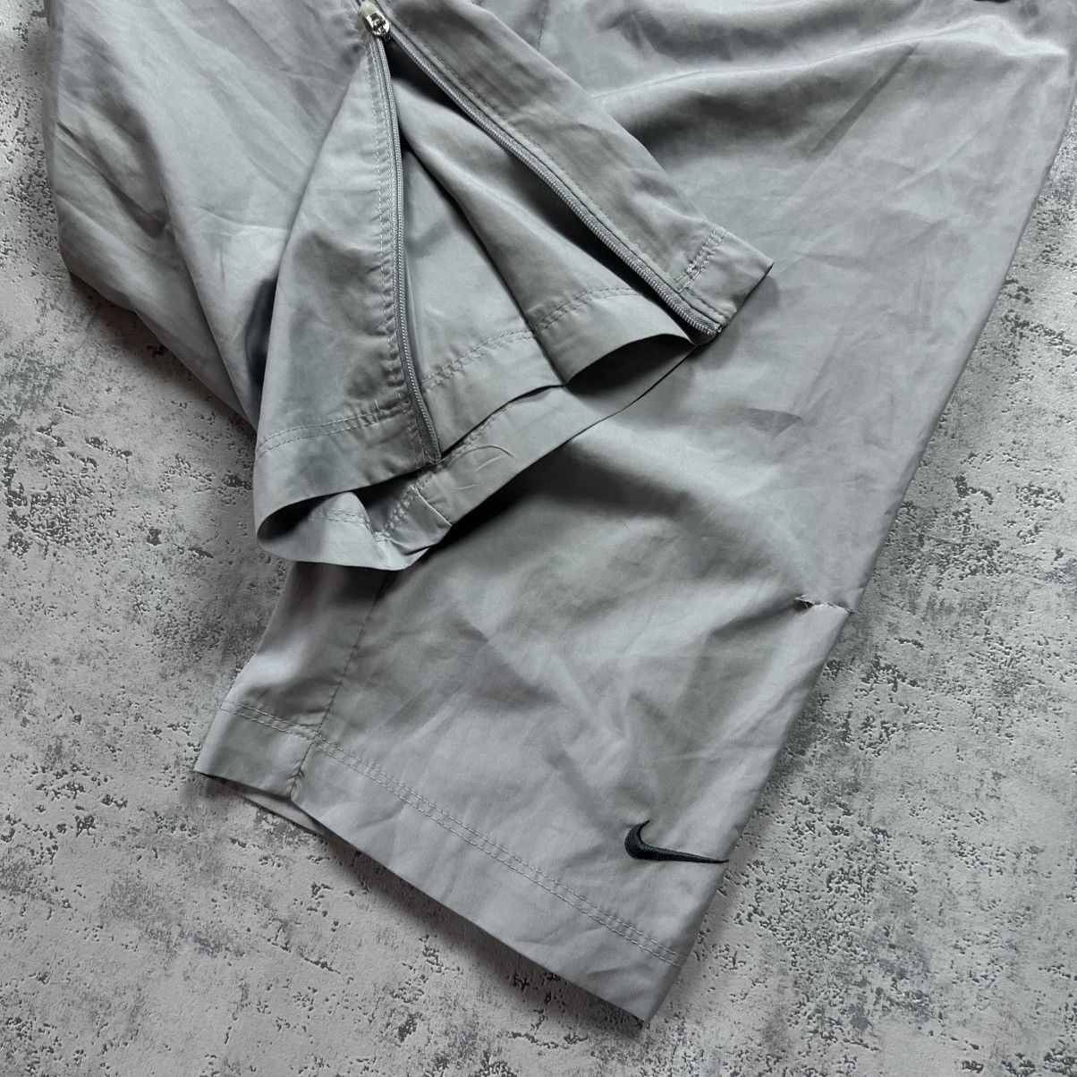 Nike 90s NIKE SWOOSH VINTAGE Y2K GORPCORE PARACHUTE RETRO PANTS Size US 32 / EU 48 - 7 Thumbnail