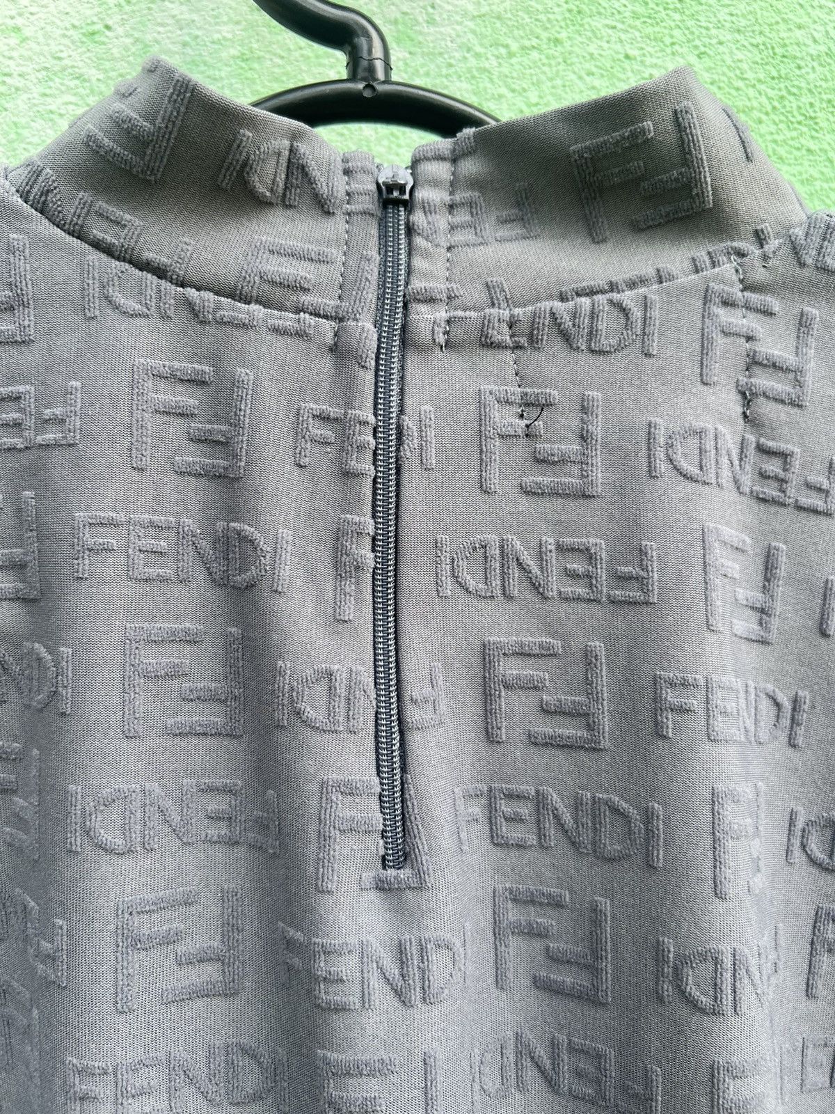Fendi VINTAGE FENDI JEANS Roma Italy Embossed Monogram MockNeckTop Size M / US 6-8 / IT 42-44 - 11 Thumbnail