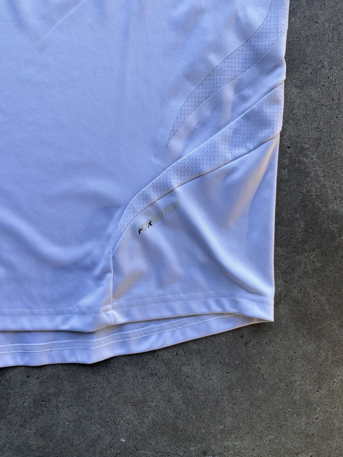 Adidas × Vintage Y2K Adidas Soccer Jersey #15 Size US L / EU 52-54 / 3 - 4 Thumbnail