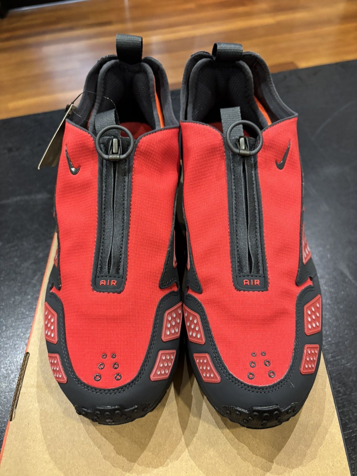 Nike Nike Air Max Sunder Gore-Tex ‘Hyper Crimson’ Size US 10.5 / EU 43-44 - 4 Thumbnail
