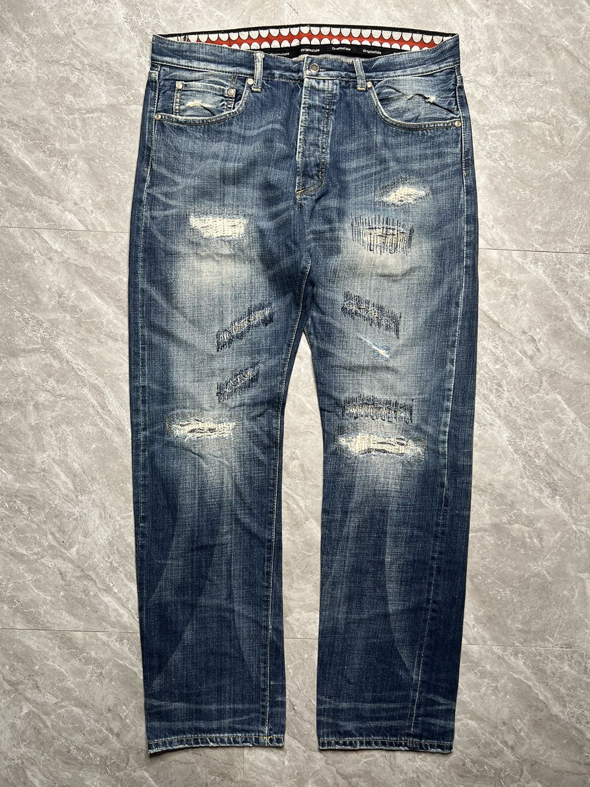 Kaws × Levi's × Original Fake Levi's x Original Fake (KAWS) 2009