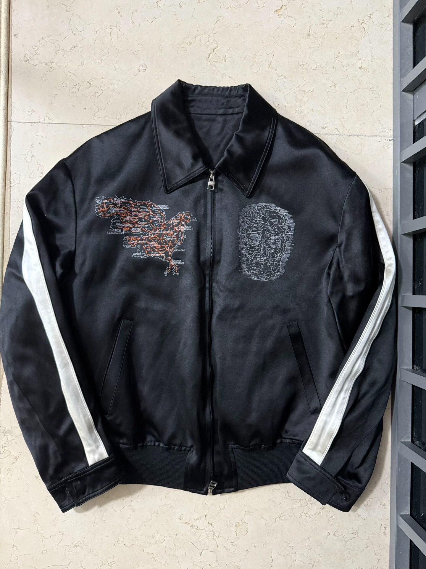 Alexander McQueen Alexander McQueen Silk Embroidered Jacket Size US M / EU 48-50 / 2 - 1 Thumbnail