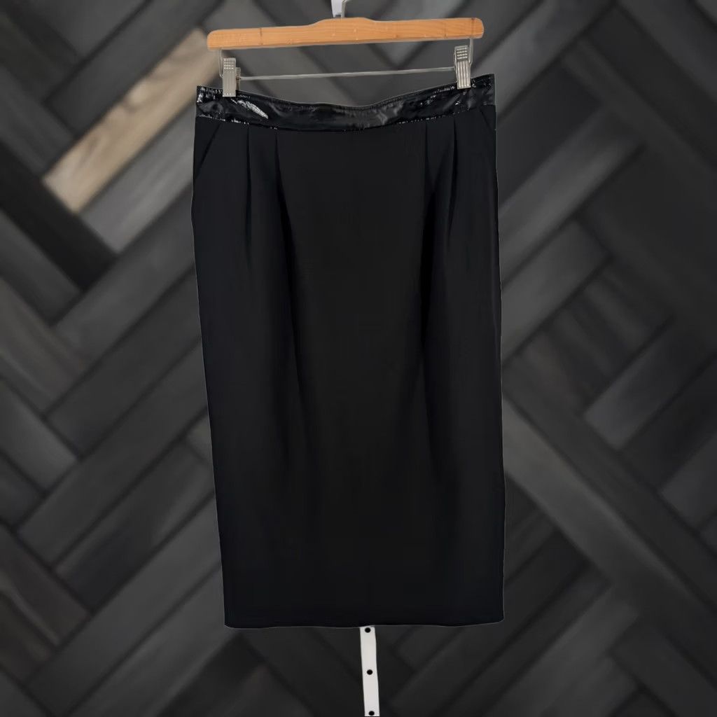 Dolce & Gabbana VINTAGE Dolce&Gabbana Skirt Women Knee Length Wool Black 46 90s Y2K Patent Gloss Trim Logo Zipper Mens? No, Womens Size 32" / US 10 / IT 46 - 1 Thumbnail