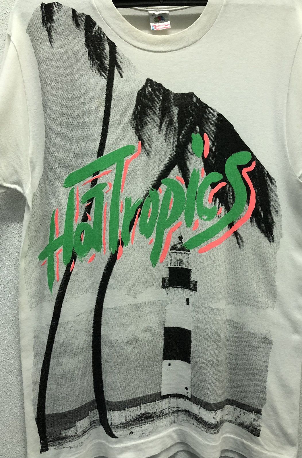 Fruit Of The Loom Vintage Fruit Of The Loom Hot Tropics Made In Usa T-Shirt Size US M / EU 48-50 / 2 - 3 Thumbnail