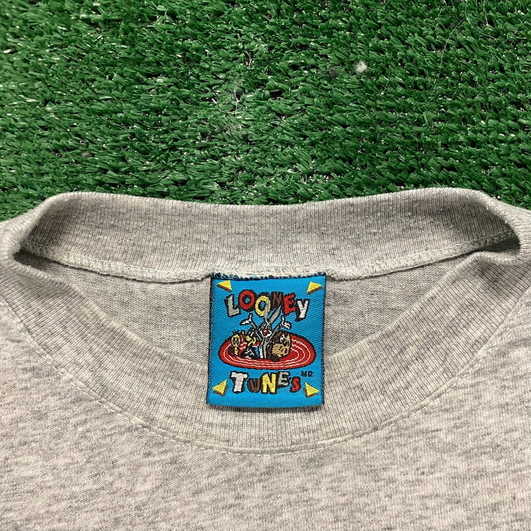 Vintage Vintage 90s Looney Tunes Taz Adventures Baggy Cartoon Tee Size US XL / EU 56 / 4 - 5 Thumbnail
