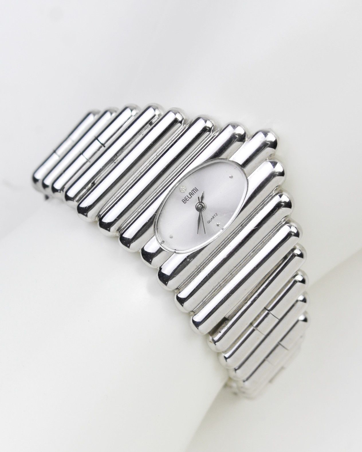 Vintage 1990S BELAMI SILVER TUBULAR BRACELET OVAL QUARTZ WATCH Size ONE SIZE - 2 Thumbnail
