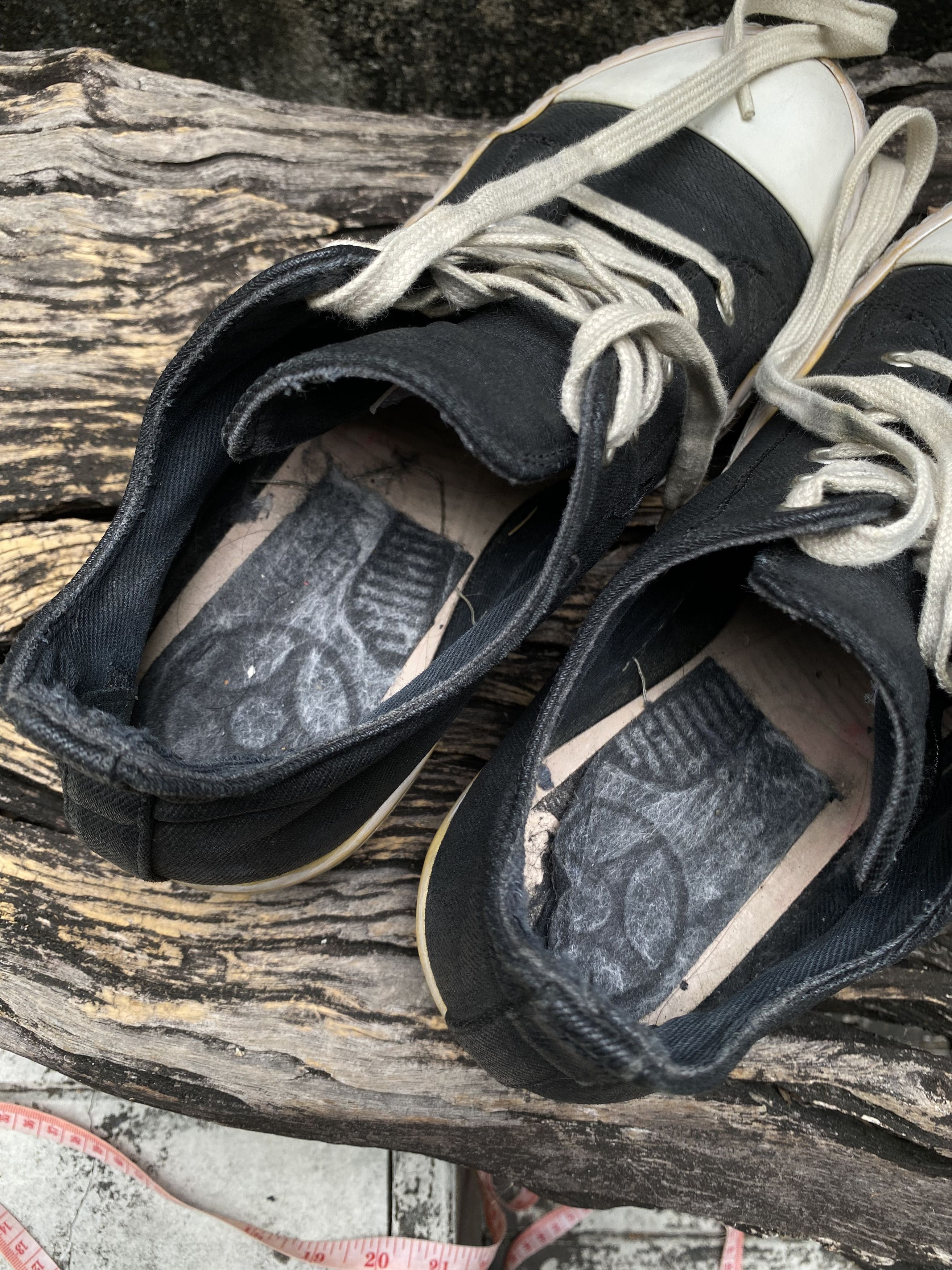 Rick Owens Drkshdw Rick Owens DRKSHDW Ramones Low Black Waxed Canvas Toe EU41.5 Size US 8.5 / EU 41-42 - 12 Thumbnail