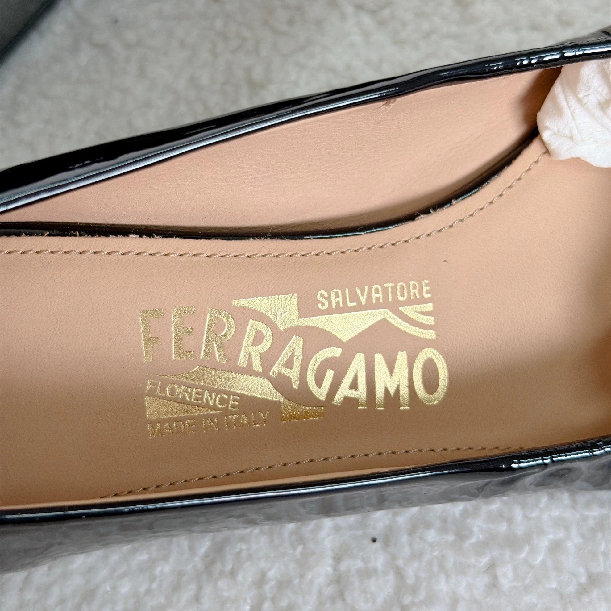 Salvatore Ferragamo Ferragamo Black Patent Leather Pumps Size 6 Size US 6 / IT 36 - 8 Thumbnail
