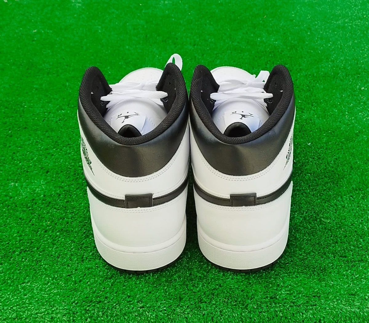Jordan Brand Shoes Air Jordan 1 Mid. Size US 15 / EU 48 - 6 Thumbnail