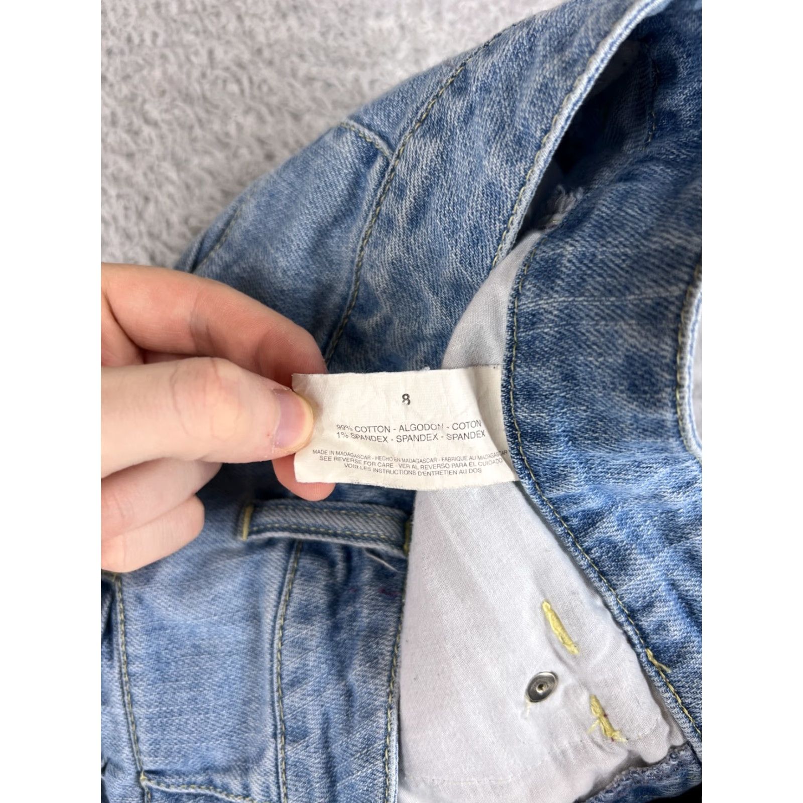Gloria Vanderbilt Gloria Vanderbilt Capri Pants Womens 8 Blue Denim Light Wash Stretch 5-Pocket Regular Fit Size 30" / US 8 / IT 44 - 4 Thumbnail