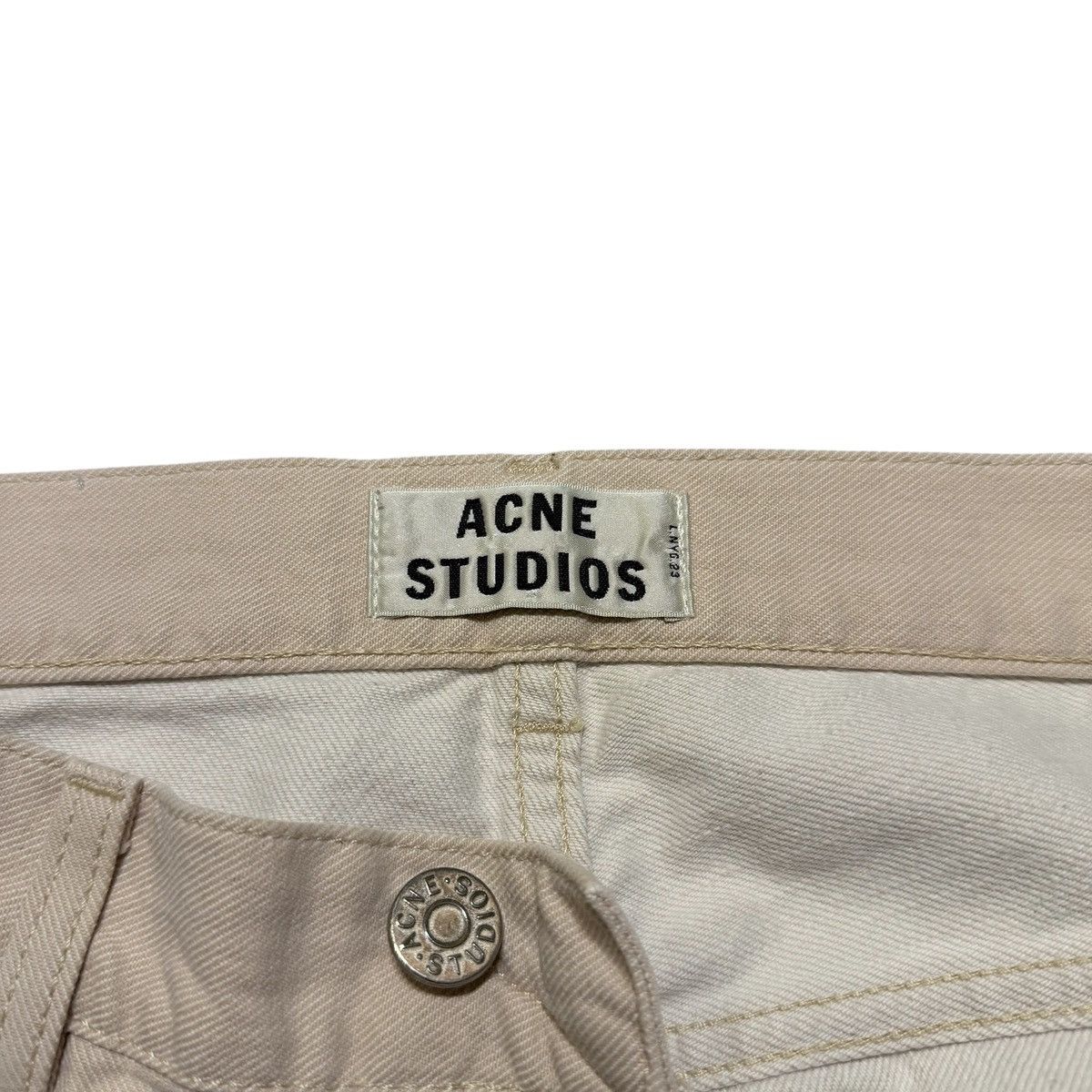 Acne Studios RARE Acne Studios Roc White Sugar Denim Pants 34x32 Size US 34 / EU 50 - 4 Thumbnail
