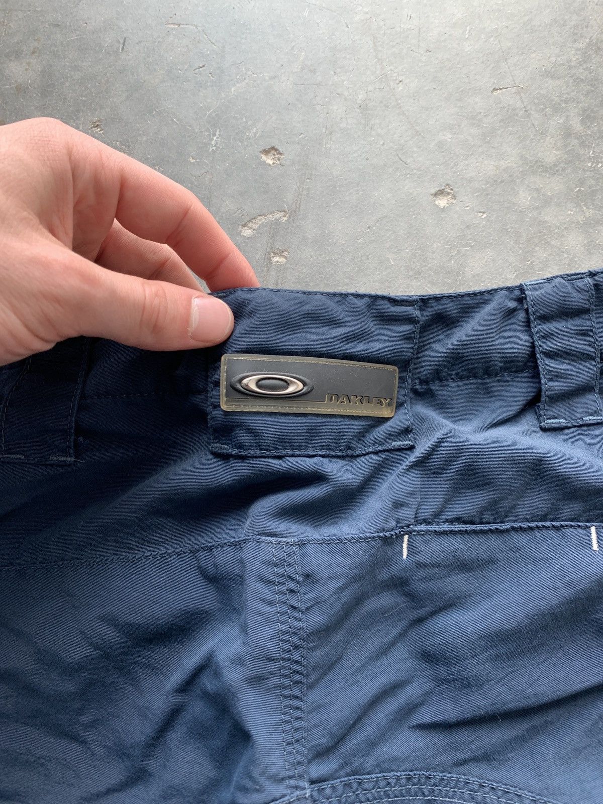 Oakley × Vintage Vintage Y2K Oakley Shorts Size US 30 / EU 46 - 9 Thumbnail