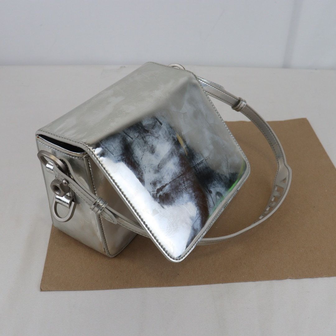 Off-White o1rshd1 Defect / Binder Clip Mirror Leather Shoulder Bag Size ONE SIZE - 8 Thumbnail
