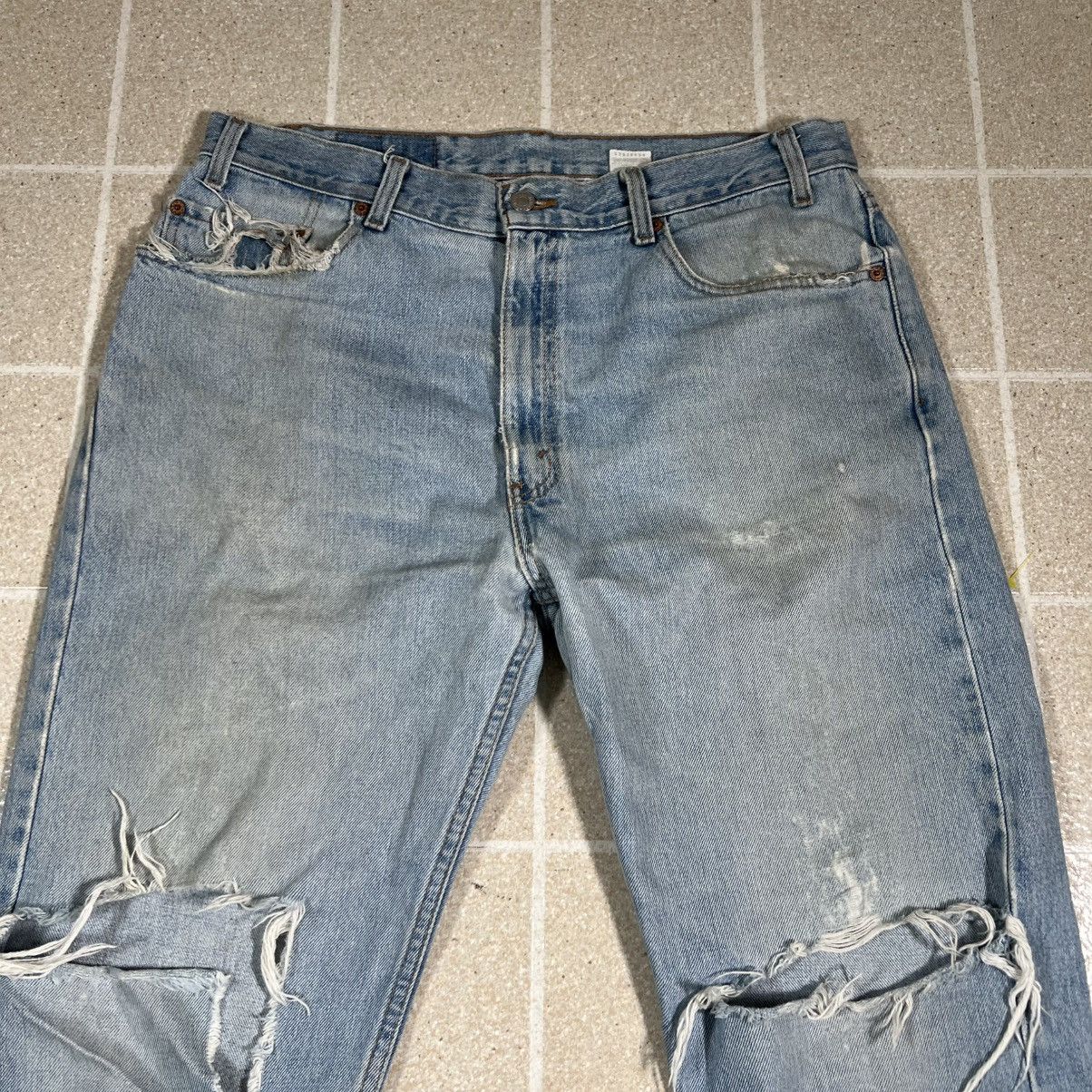 Levi's Vintage Levi's 505 Distressed Straight Jeans Made in Mexico Size US 34 / EU 50 - 7 Thumbnail