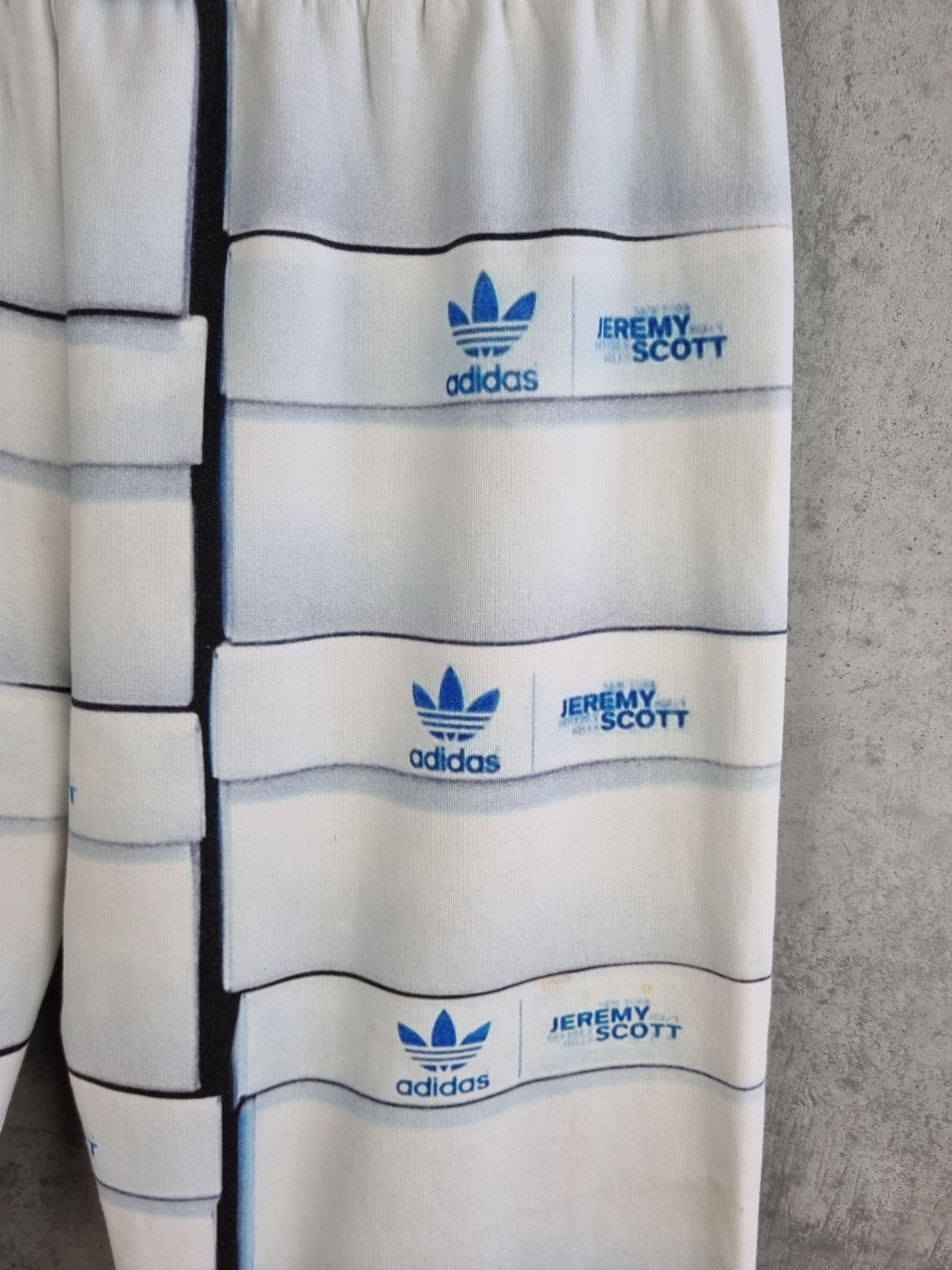 Adidas × Jeremy Scott Jeremy Scott Adidas Monogram Joggers Size US 31 - 10 Thumbnail