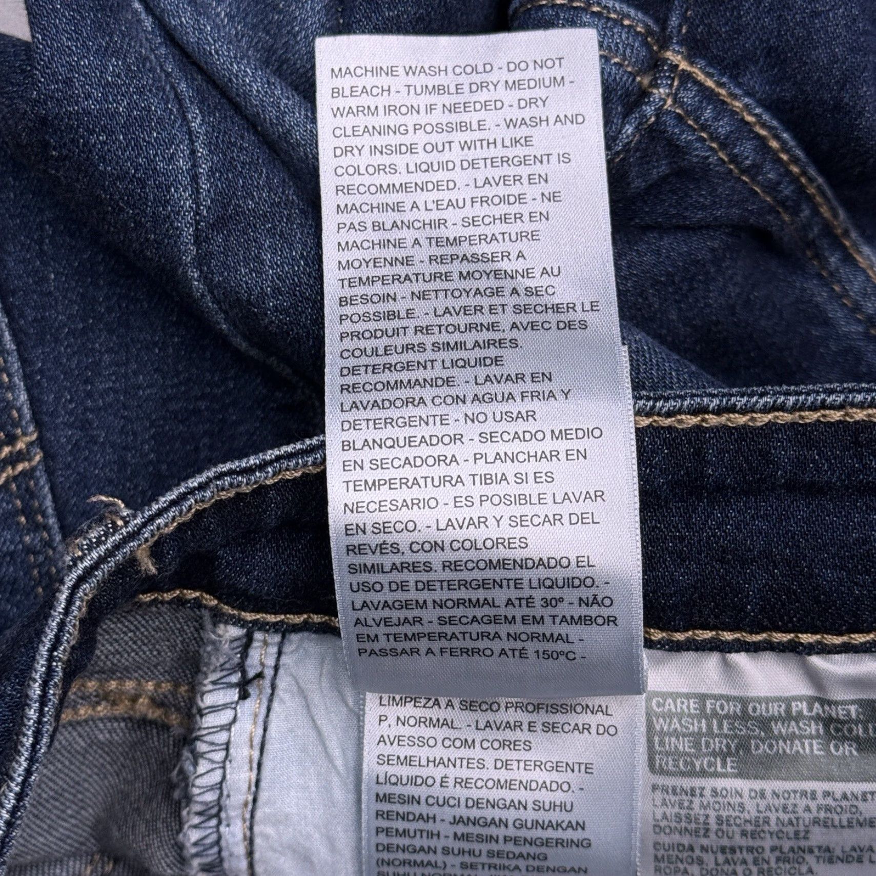 Levi's Levi's 721 High Rise Skinny Jeans Womens 28 Blue Distressed Stretch Denim Slim 5-Pocket Modern Vintage? No (but avoid adding). Size 28" / US 6 / IT 42 - 7 Thumbnail