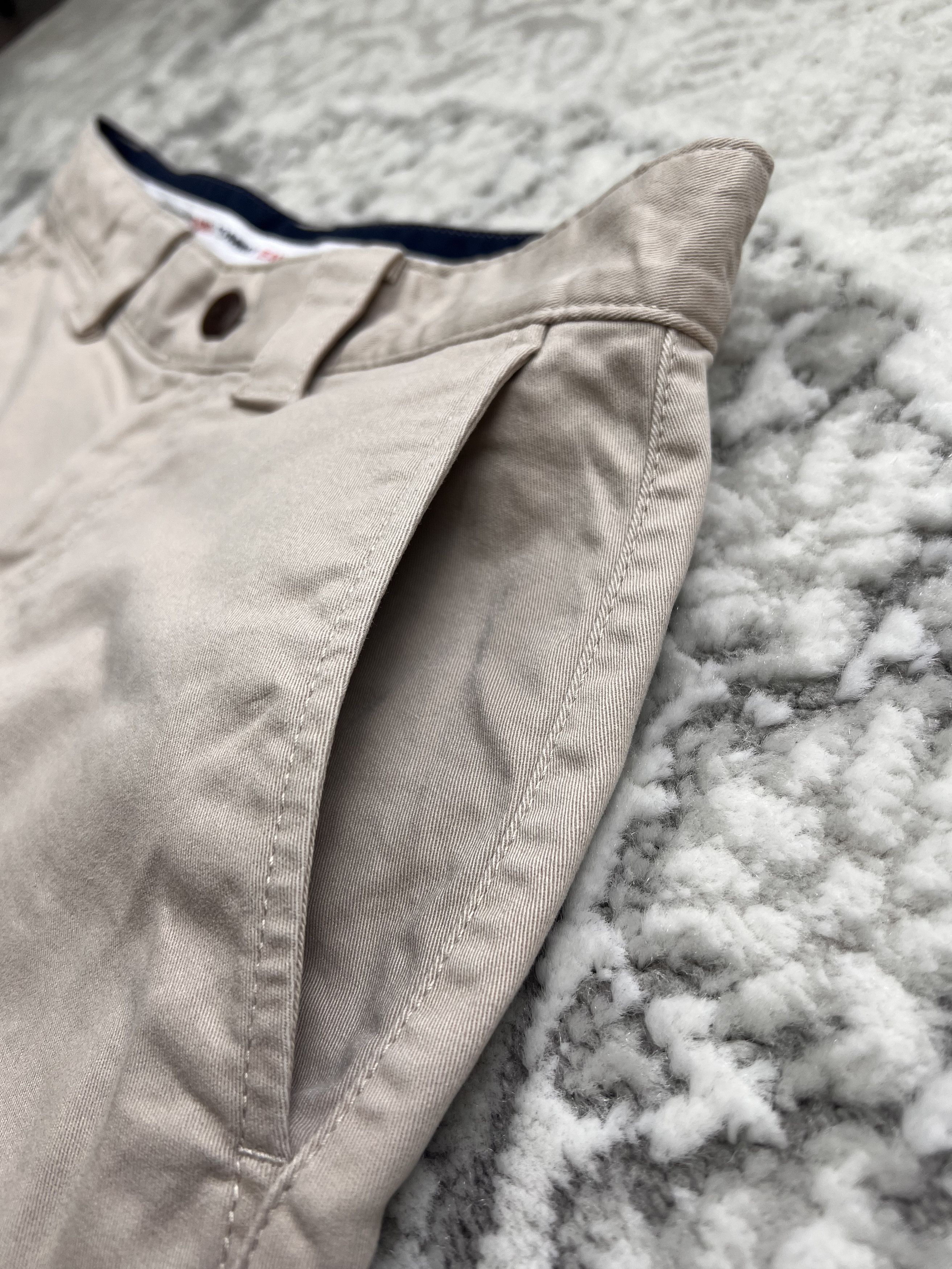 Tommy Jeans Tommy Jeans Scanton Slim Chino Shorts - Soft Beige Size US 29 - 3 Thumbnail